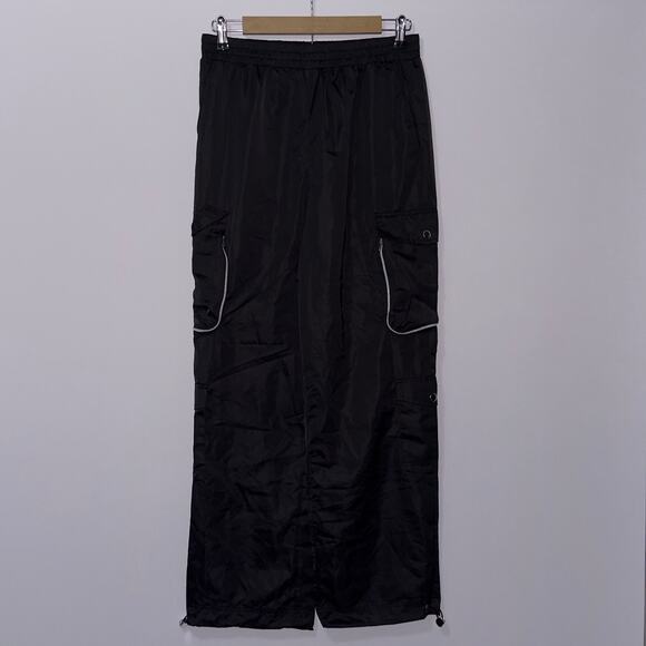 Forever 21 Pants - Forever 21 Black Athletic Pants women's Size Large NWT